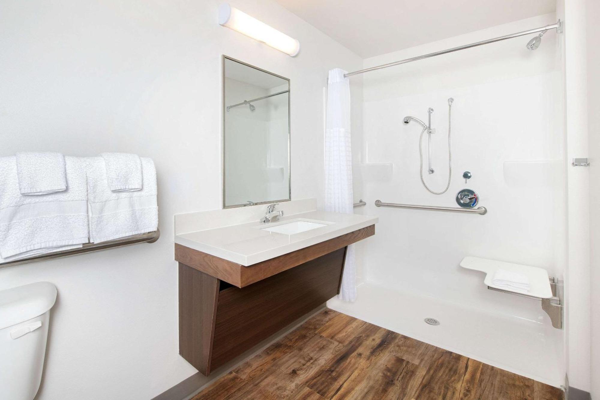 Woodspring Suites Savannah Пуулър Екстериор снимка