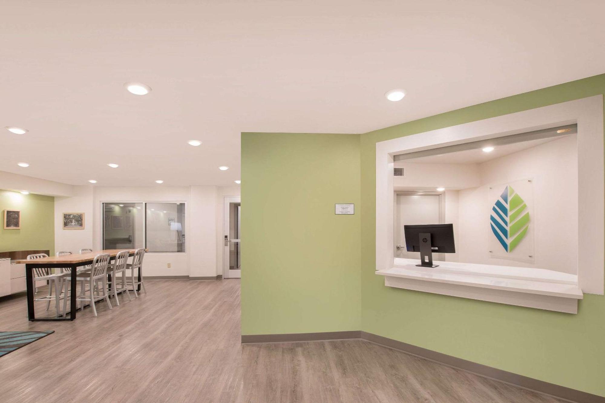 Woodspring Suites Savannah Пуулър Екстериор снимка